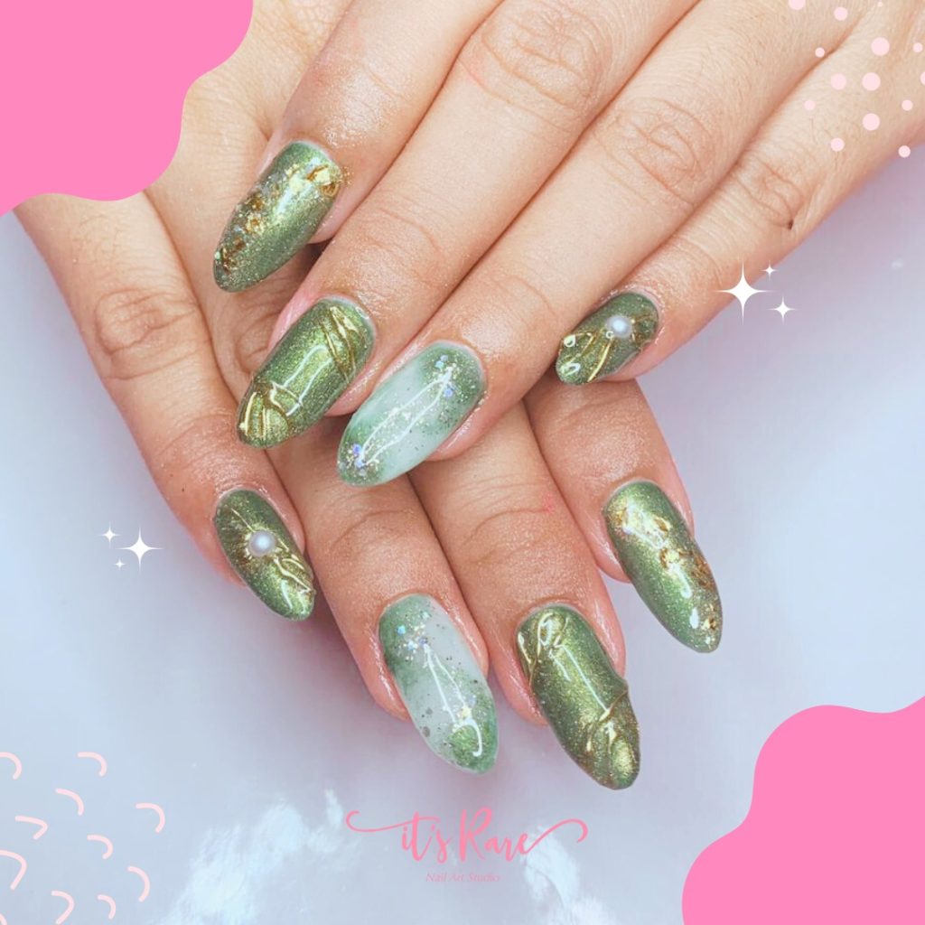 Instagram post from itsrare.nailart. This post is in position 2.