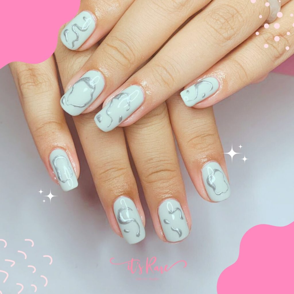 Instagram post from itsrare.nailart. This post is in position 1.