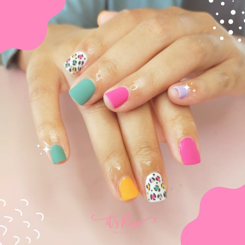 Instagram post from itsrare.nailart. This post is in position 1.